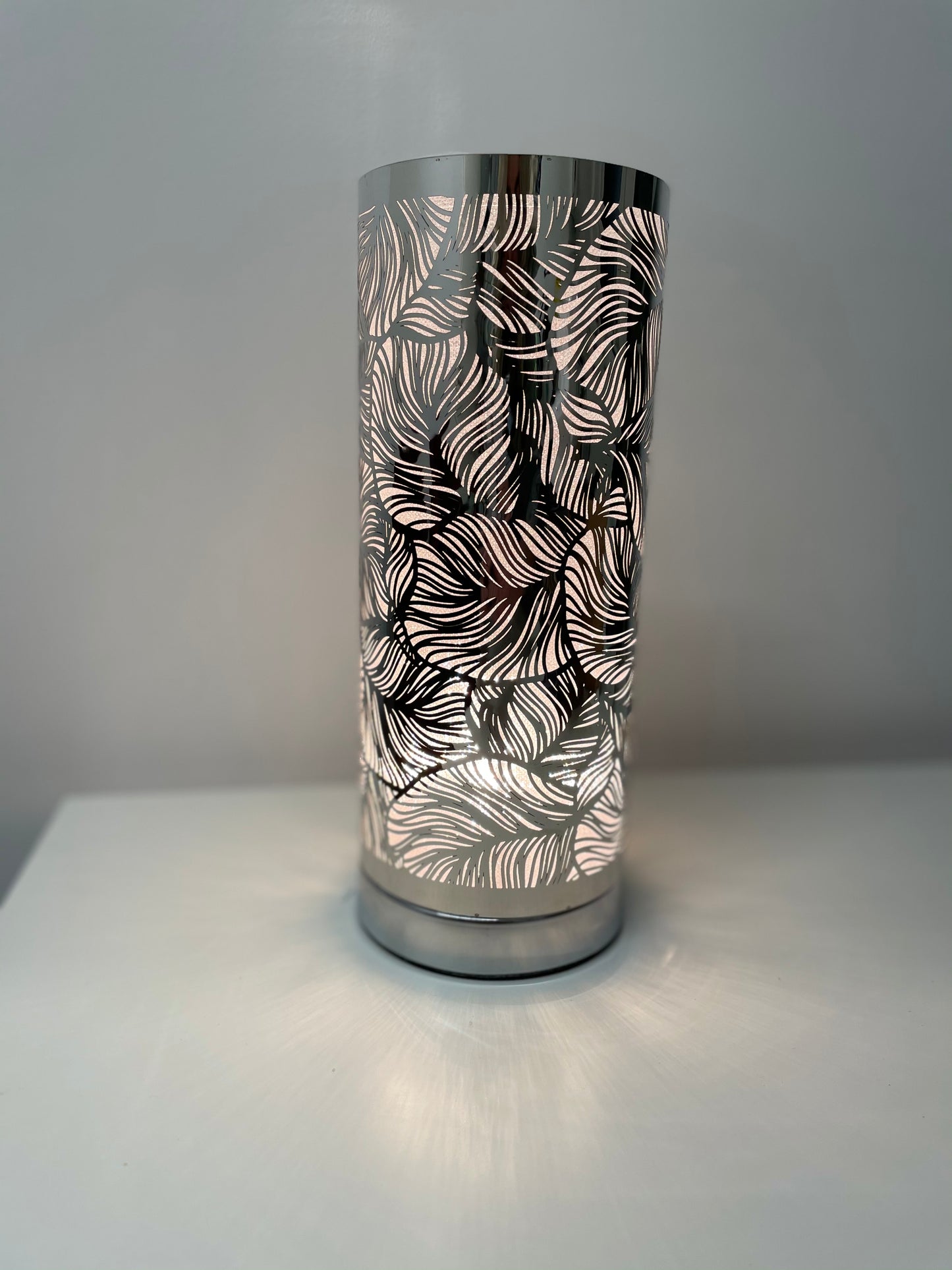 Leaf Style White And Silver Touch Sensitive Aroma Lamp
